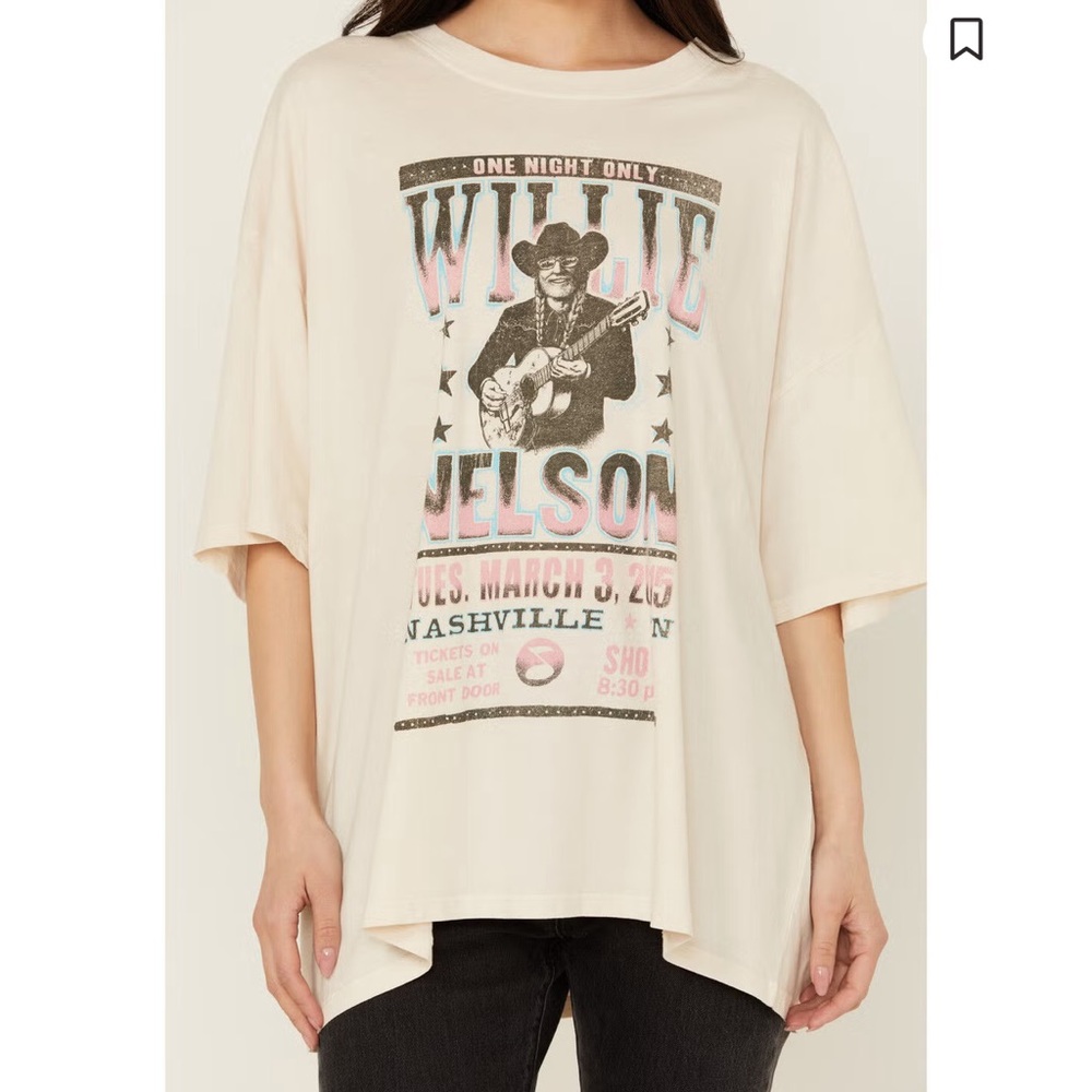 NWT Daydreamer Willie Nelson Graphic Tee in Cream with Pink & Black Print